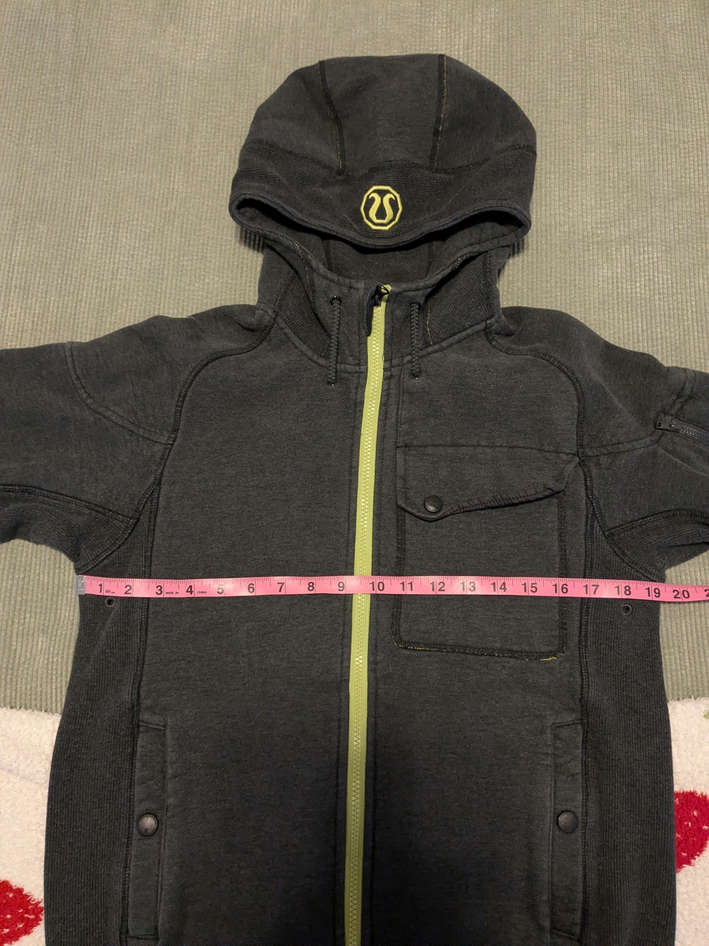 Lululemon Athleta Charcoal Hoodie with Lime Zipper Mens Vintage Heavyweight SM - Picture 5 of 7